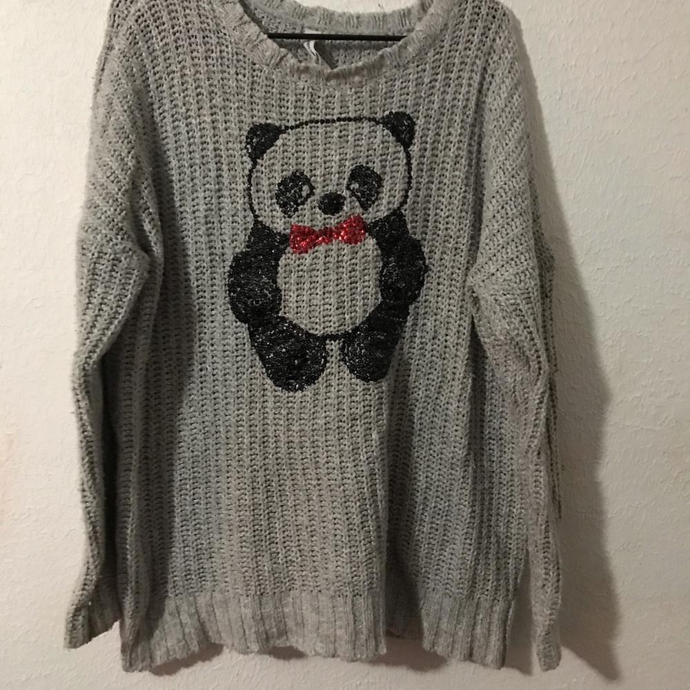 Bethany Mota bear sweater